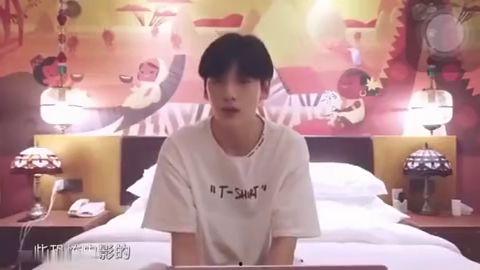 吃瓜学生的视频,学生视角下的趣味校园生活