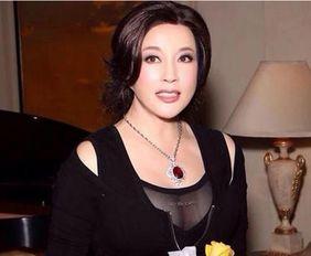 美国女星吃瓜视频网站大全,揭秘娱乐圈幕后故事