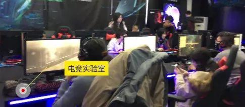 电竞专业吃瓜视频,揭秘专业选手幕后吃瓜瞬间