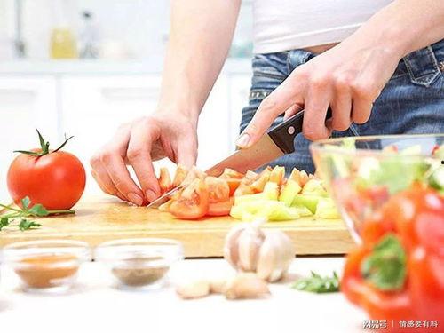 长的瓜要削皮吃吗视频讲解,长瓜削皮食用指南