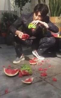 临沧吃瓜大妈事件视频,一场引发热议的网络风波