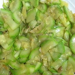 云南人怎么吃小瓜视频讲解,小瓜的独特吃法揭秘