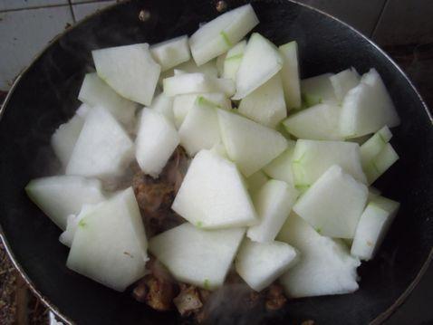 大瓜做鸡吃视频大全下载,一网打尽美食制作攻略